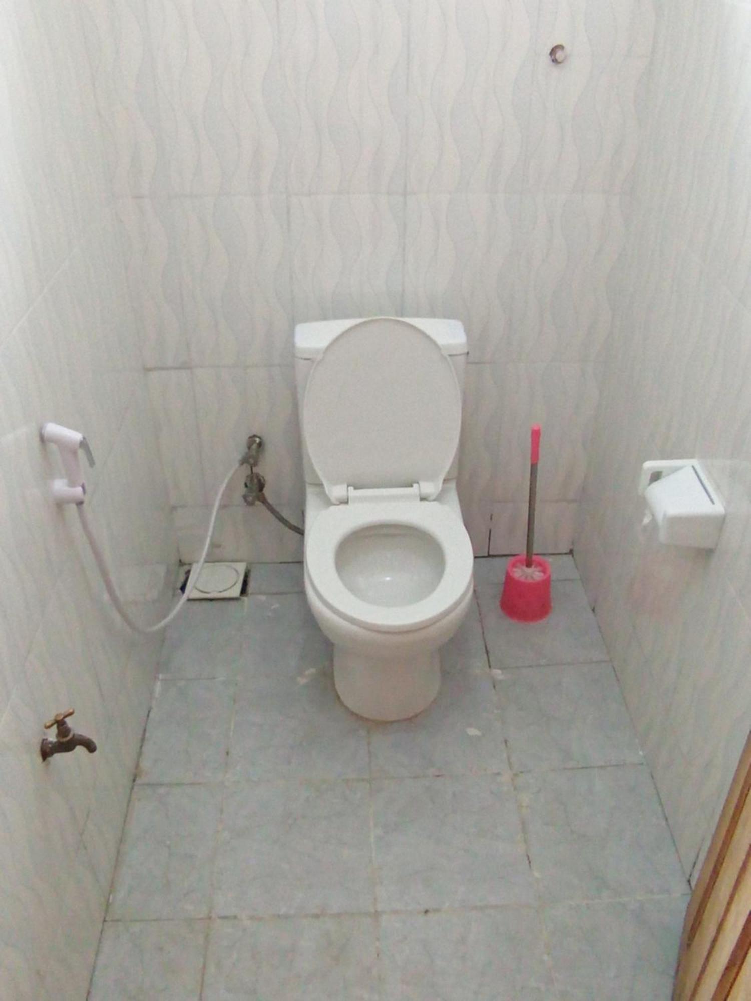 Airb&B Homestay Boma la Ngombe Экстерьер фото